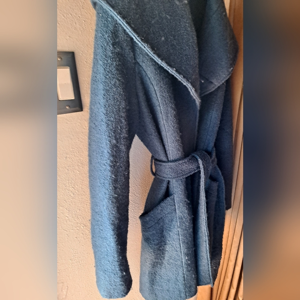 Coat wool